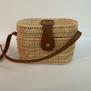 Wicker summer purse
